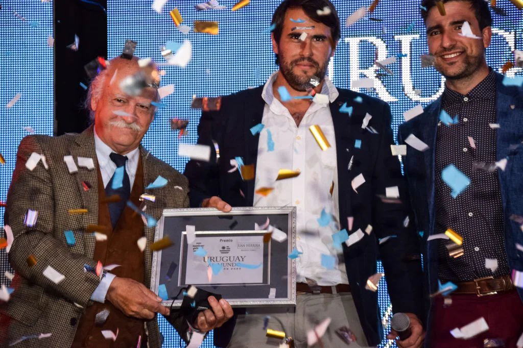 Virginia Moreira: “Apoyar los premios ‘Uruguay al Mundo’ es una caricia al alma” 8 Copia de PabloPena 710