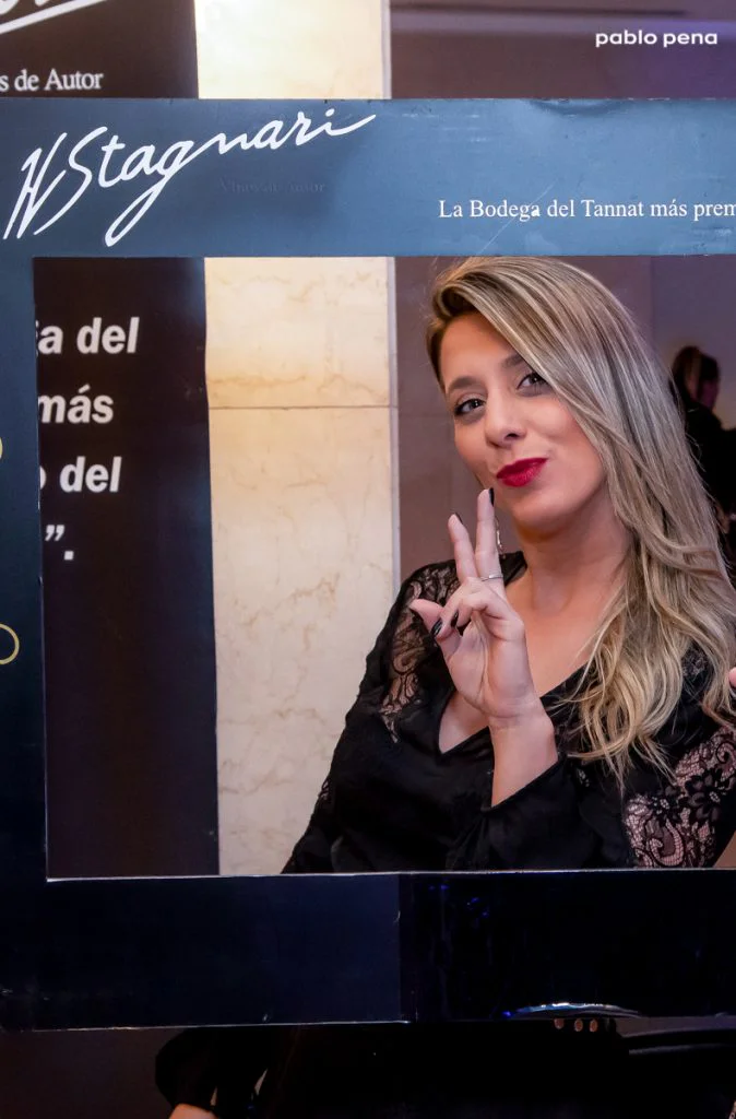Llega un clásico de nuestro país: “Cena de Famosos” Montevideo 2026 75 CENA DE FAMOSOS 132
