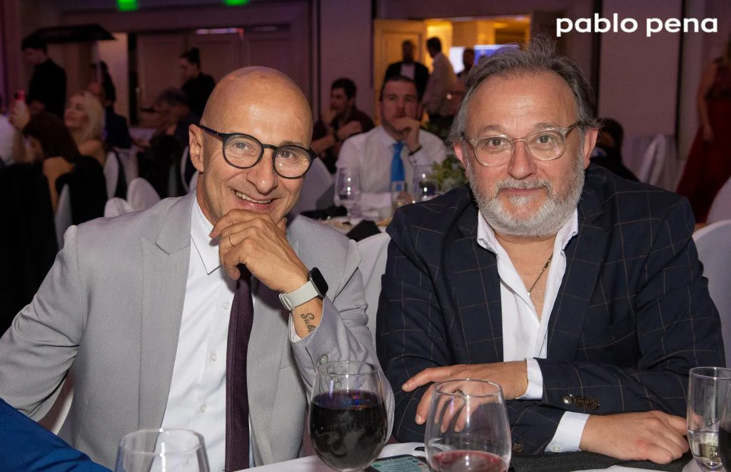 Llega un clásico de nuestro país: “Cena de Famosos” Montevideo 2026 64 PPR 1538