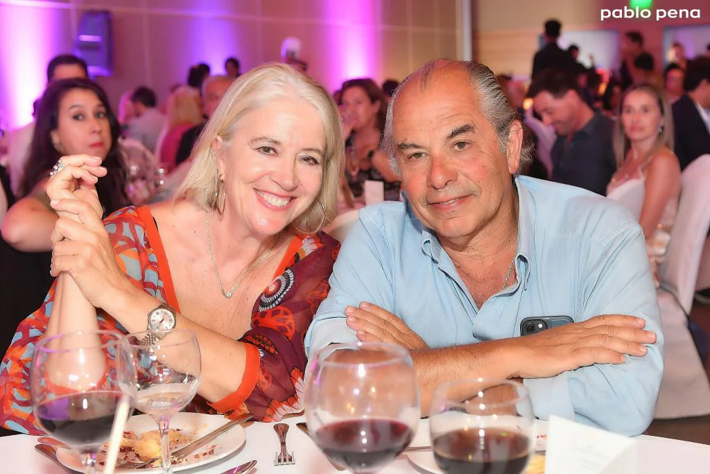 Llega un clásico de nuestro país: “Cena de Famosos” Montevideo 2026 24 325627678 976230726675677 4397322257651147589 n 6055290551187841