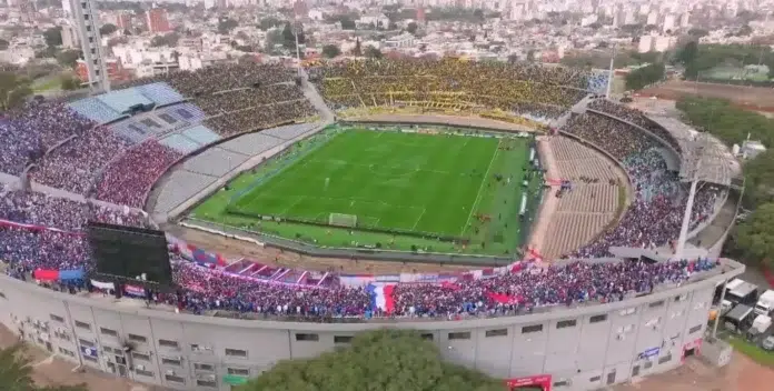 Clásico en el Estadio Centenario