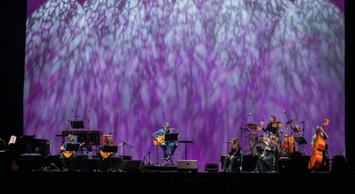 Musico cubano en Antel Arena