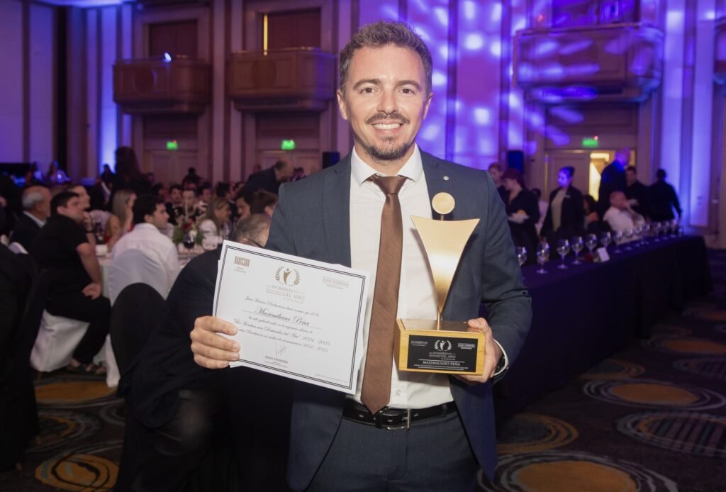 Hombre del Ano by Pablo Pena29