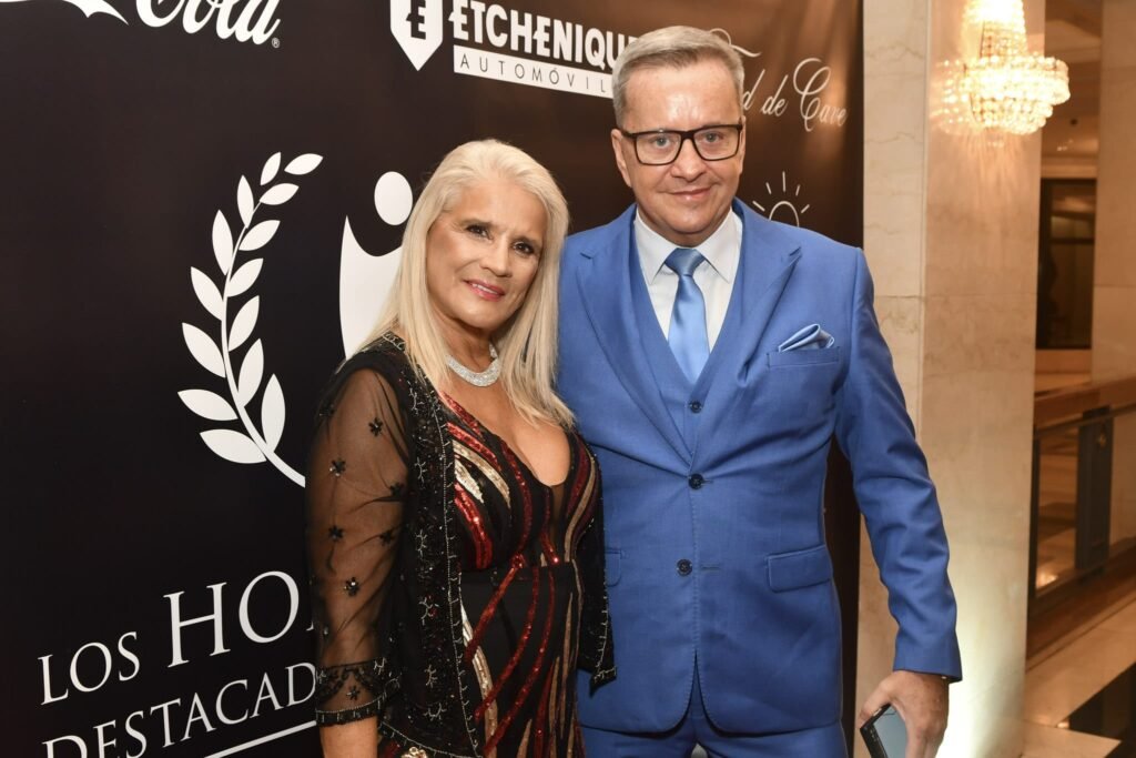 Hombre del Ano by Pablo Pena39