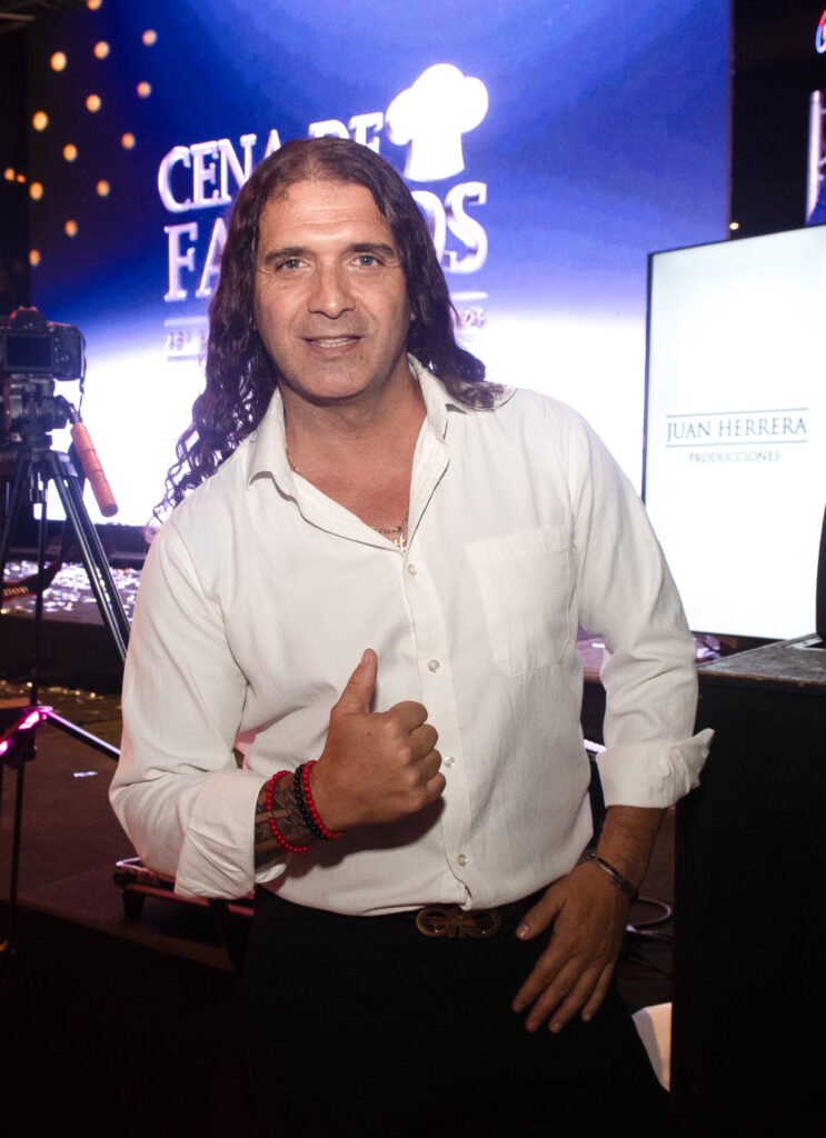 H STAGNARI CENA DE FAMOSOS PUNTA DEL ESTE 115 de 125