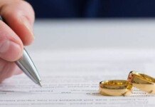 ¿Cuánto tarda un divorcio de mutuo acuerdo? Claves para agilizar los trámites Firma de convenio regulador en un divorcio de mutuo acuerdo